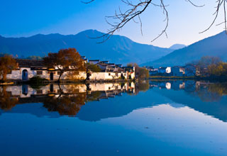 lake in Hongcun Village